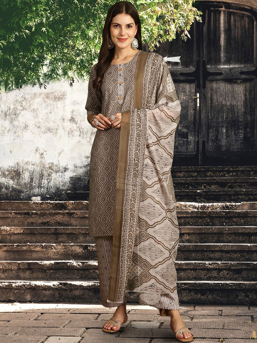 

Ethnic basket Geometric Printed Pure Cotton Straight Kurta With Trousers & Dupatta, Grey melange