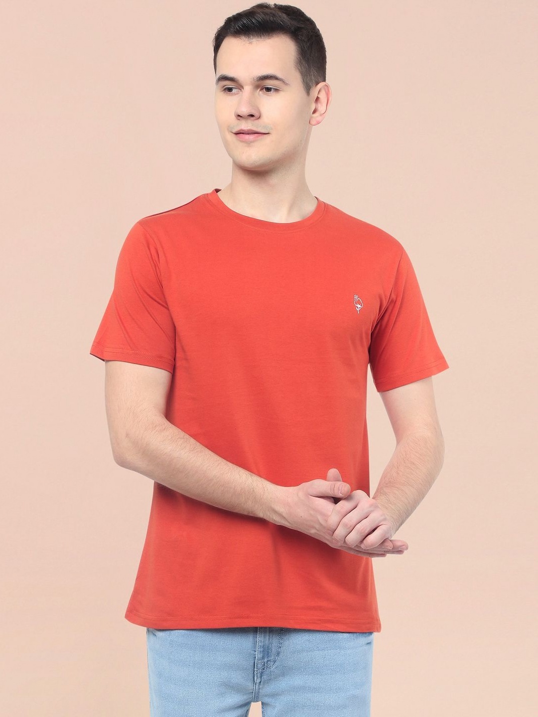 

MANTICORE Men Solid Round Neck Cotton T-shirt, Orange