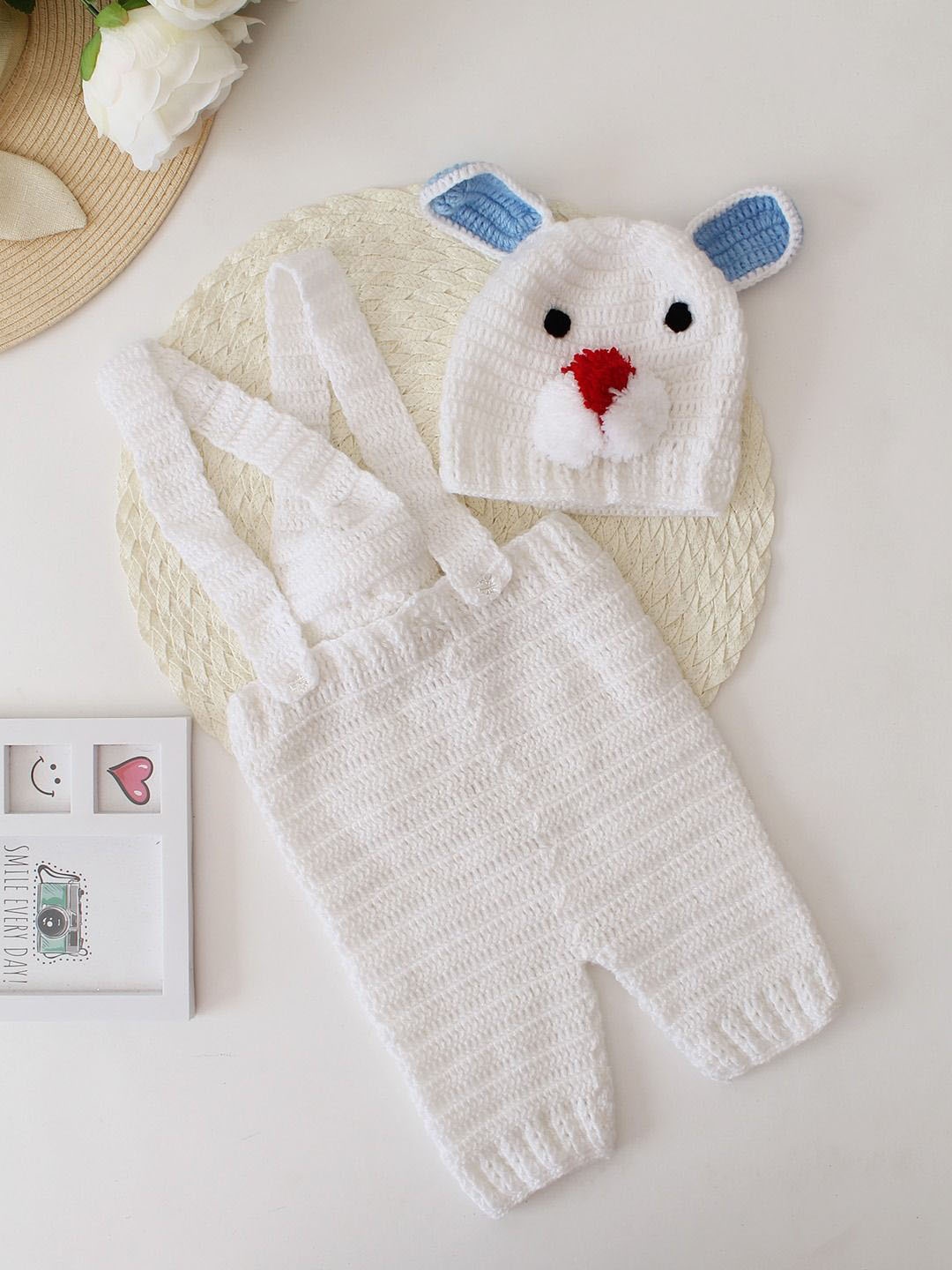 

Woonie Infants 2-Pcs Bunny Design Photoshoot Props, White
