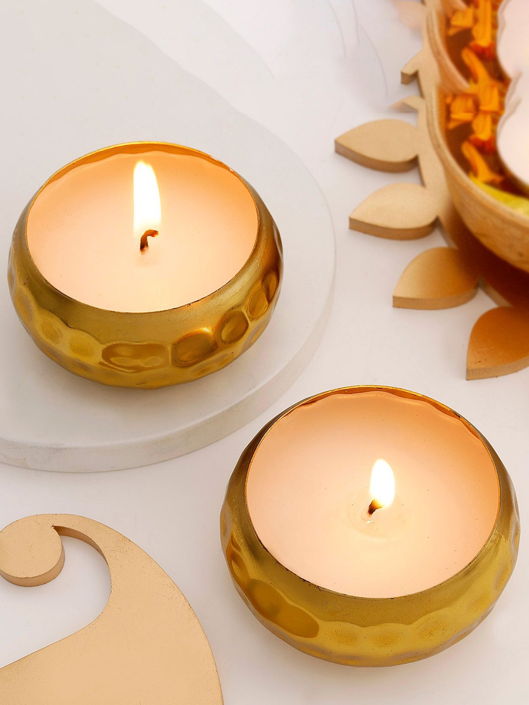 

IGP 2-Pcs Beige Metal Candle