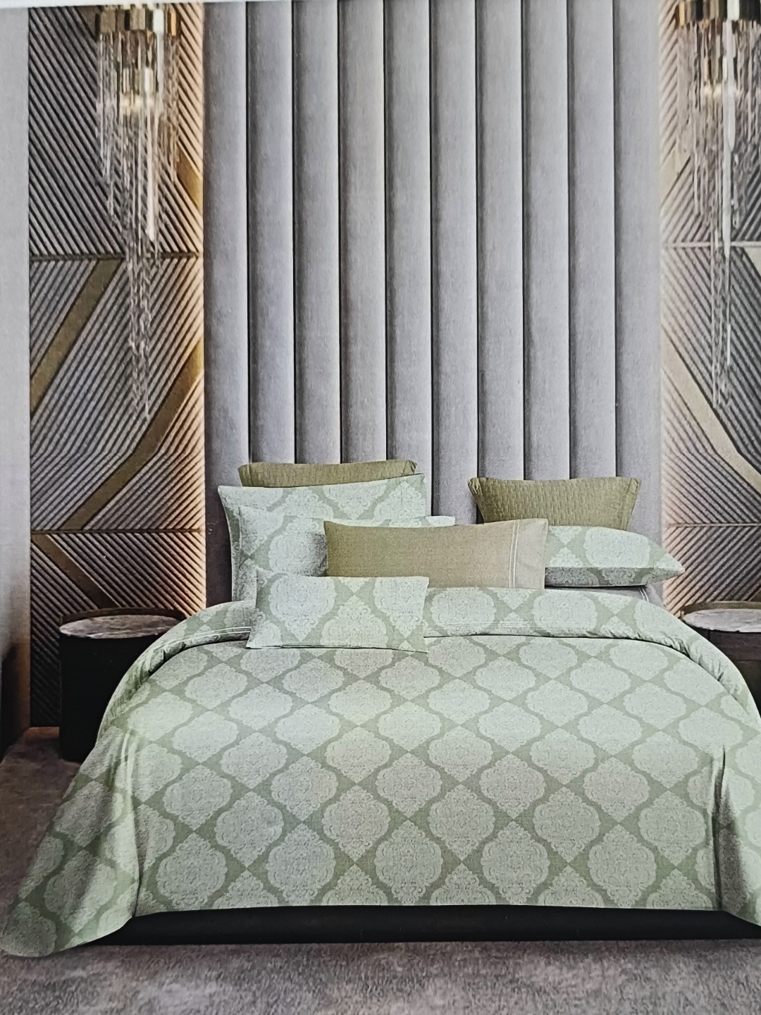 

Signature Green Geometric 160 TC King Bedsheet with 2 Pillow Covers
