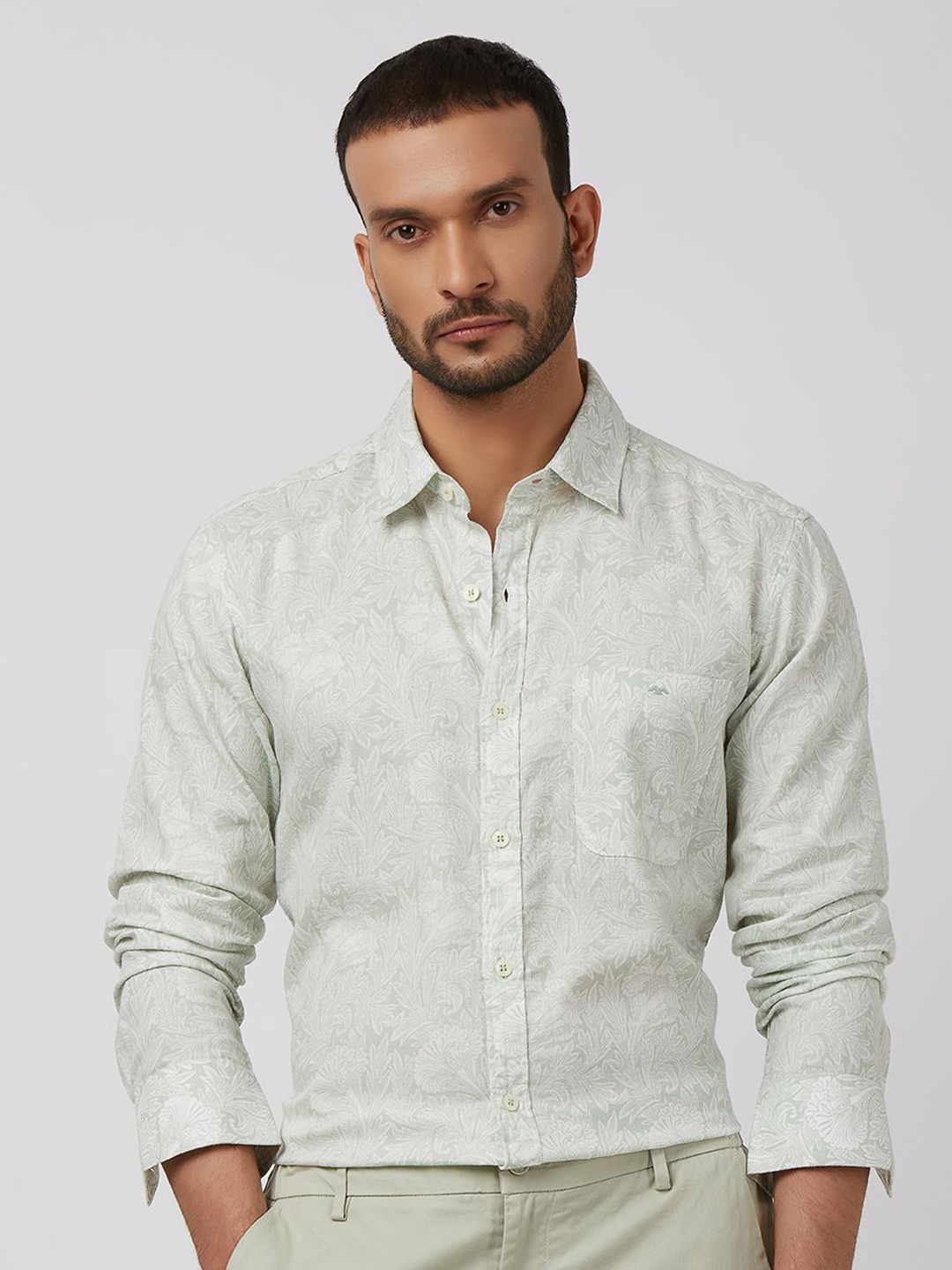 

Mufti Men Spread Collar Cotton Slim Fit Casual Shirt, White