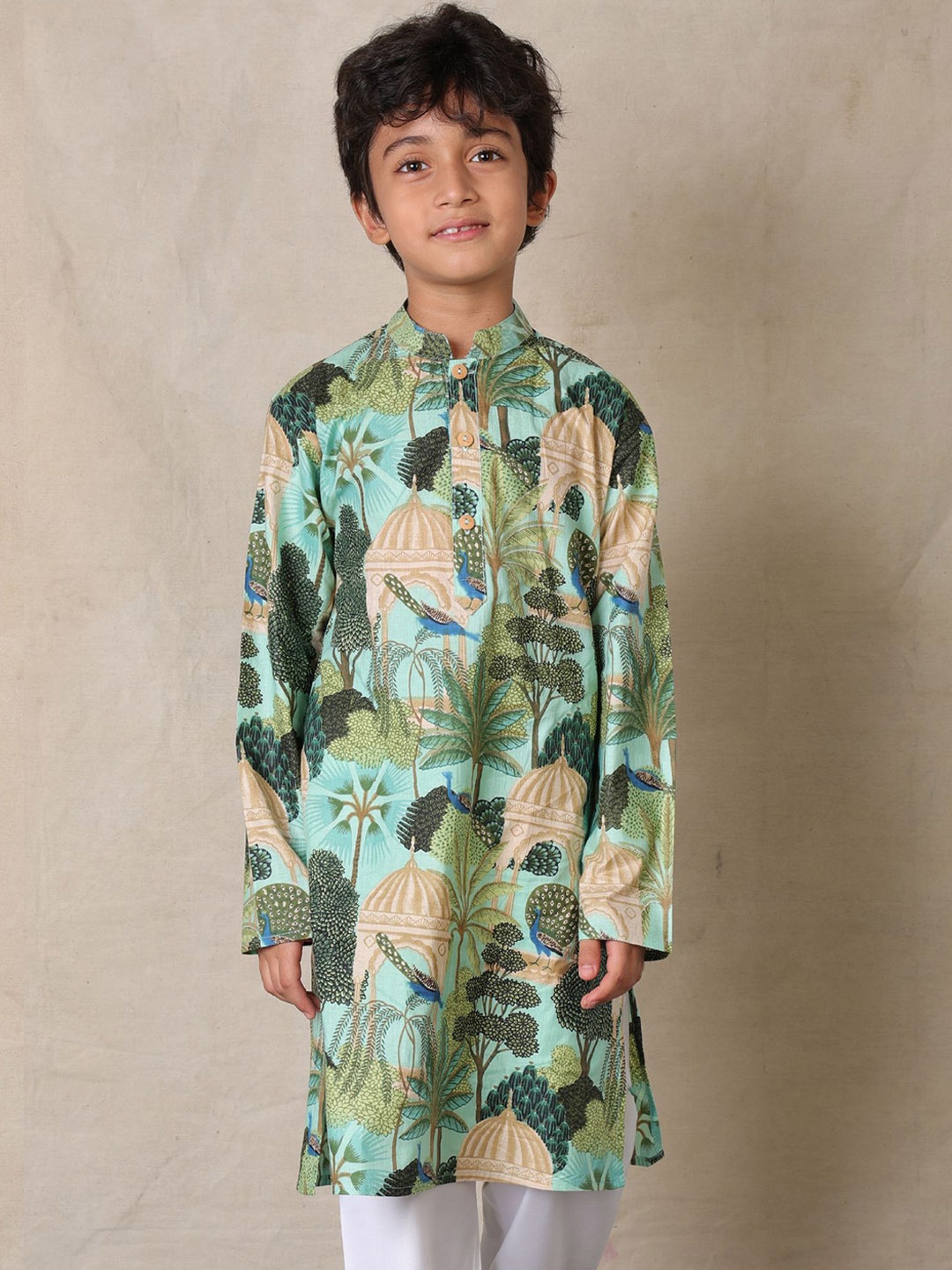 

Anthrilo Boys Band Collar Floral Printed Pure Cotton Straight Kurta, Green