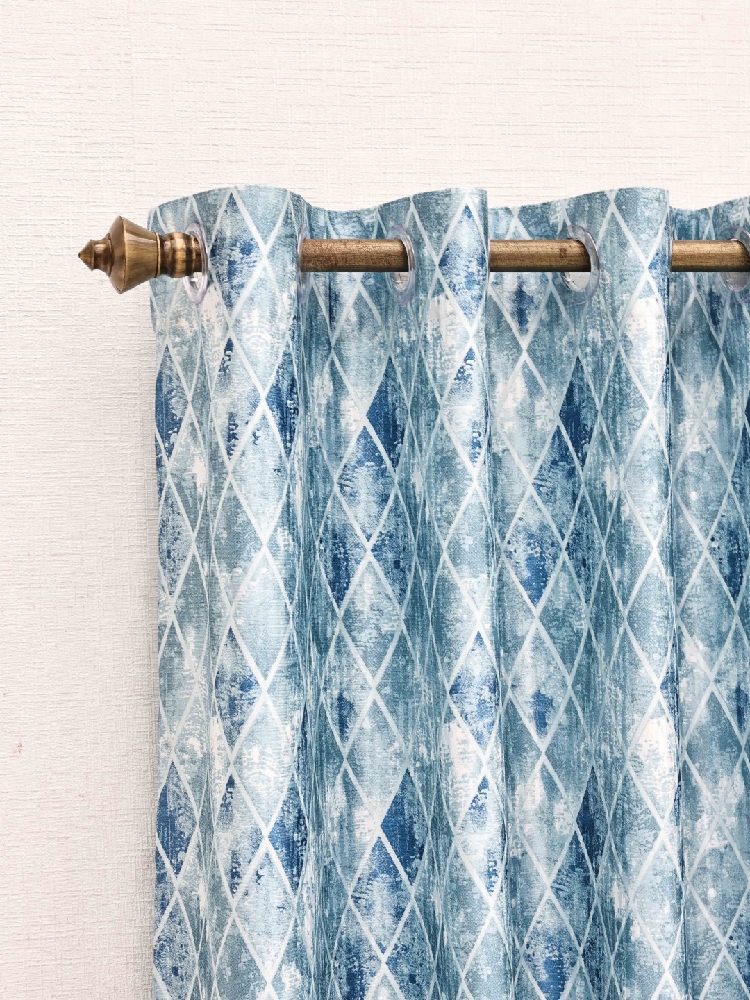 

Ariana Blue & White Geometric Room Darkening Jacquard Window Curtain