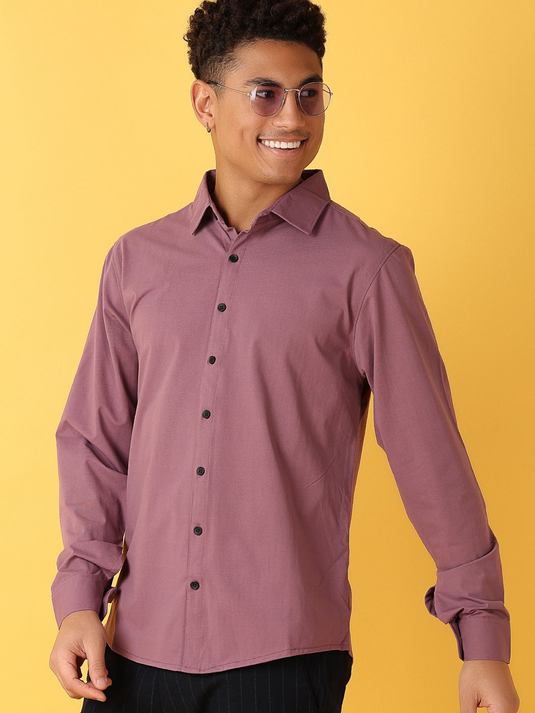 

V-Mart Men Classic Spread Collar Solid Cotton Casual Shirt, Mauve