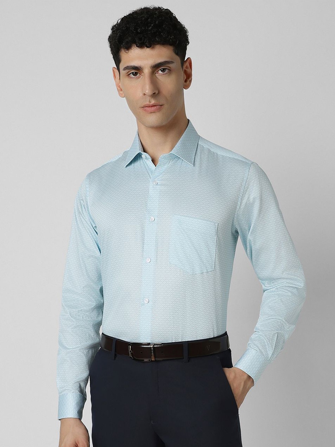 

Van Heusen Men Spread Collar Micro Ditsy Printed Cotton Party Shirt, Blue