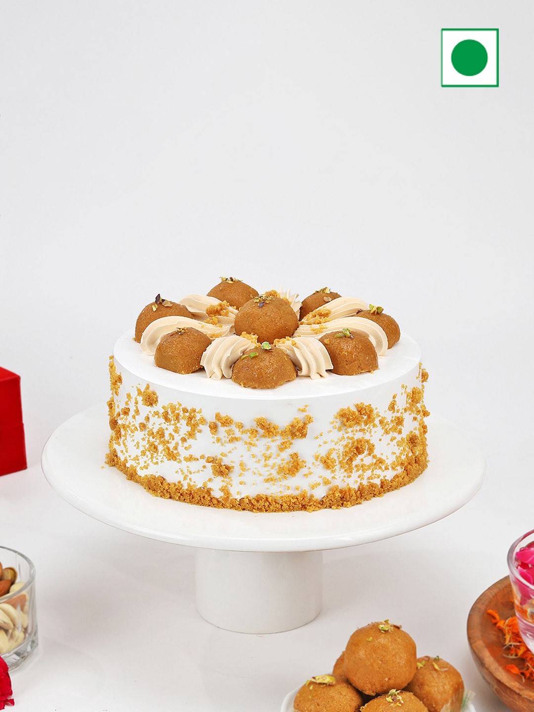 

IGP Besan Ladoo Flavour Eggless Round Cake 600 Gm, White