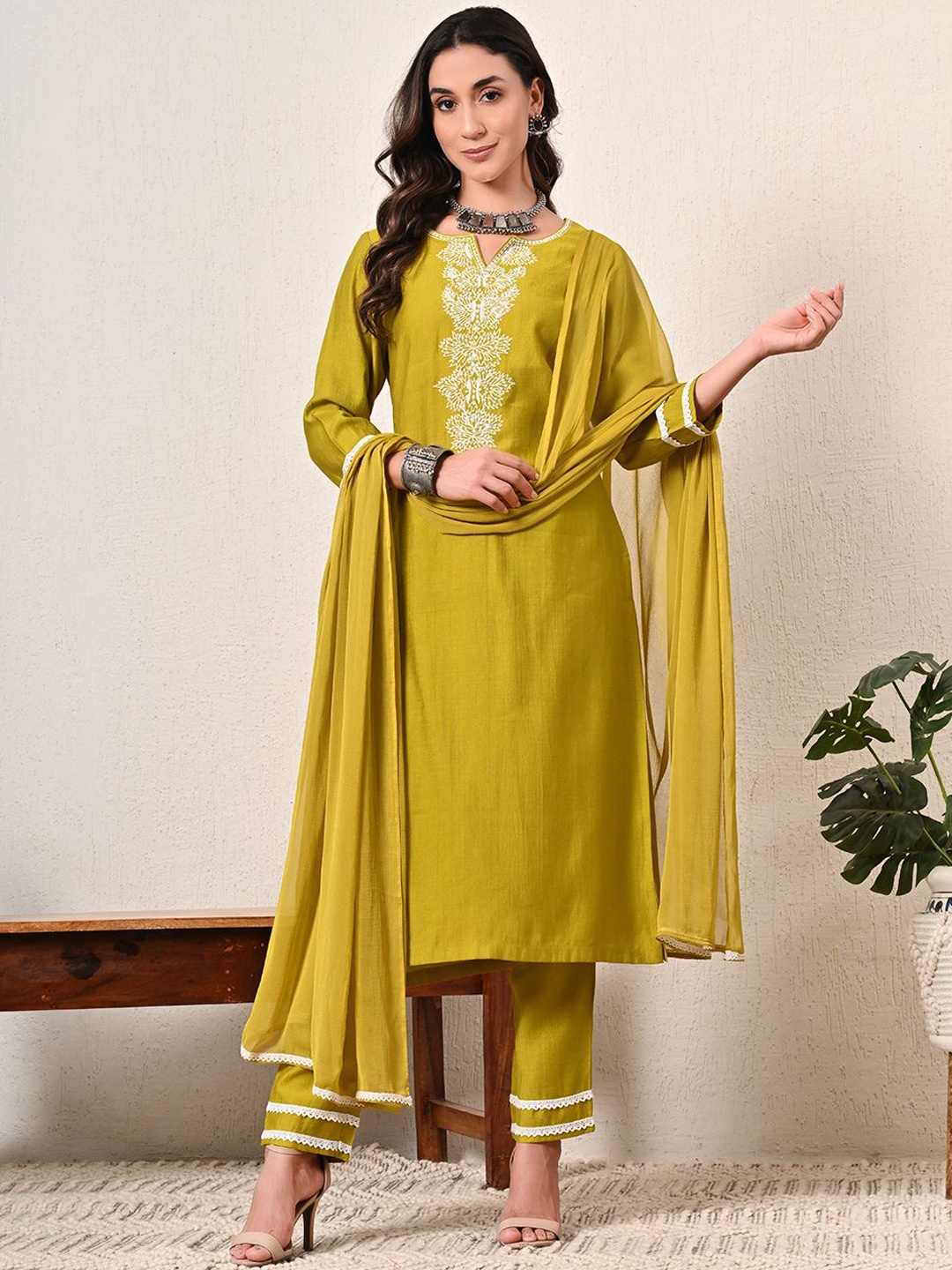 

MEESAN Floral Yoke Design Chanderi Silk Straight Kurta With Trouser & Dupatta, Green