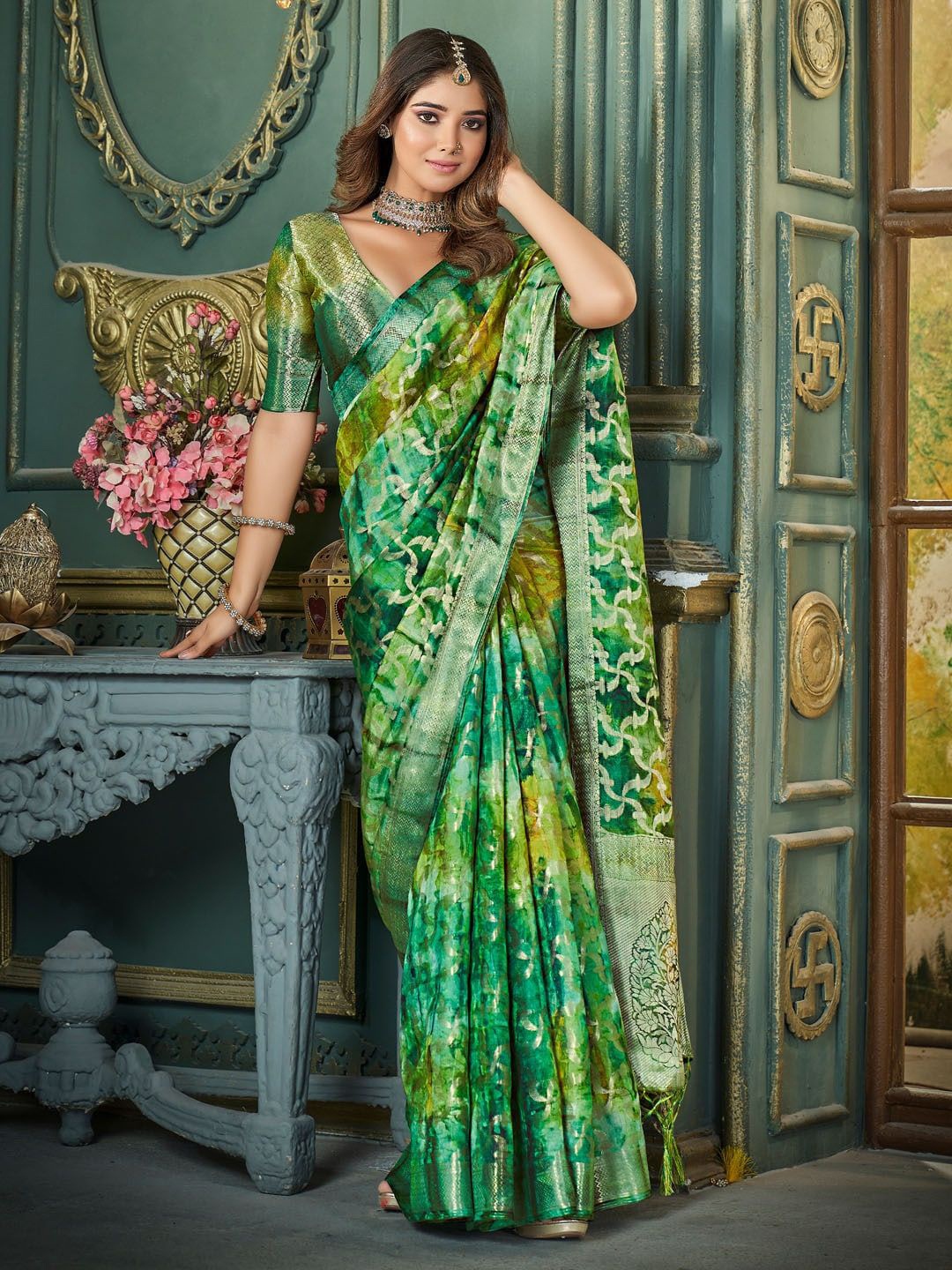 

Meena Bazaar Art Silk Ethnic Motifs Zari Festive Saree, Green