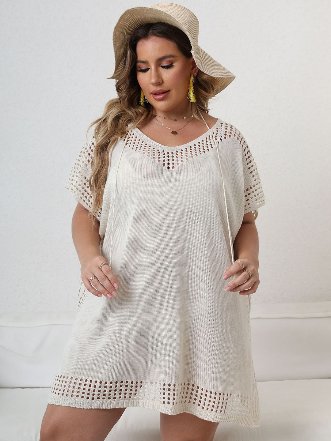 

LULU & SKY Free Size Shift Silhouette Cover-up, Beige