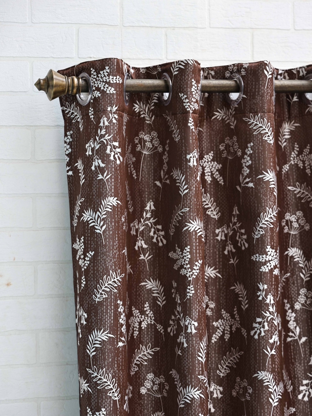 

Ariana Brown & White Floral Room Darkening Window Curtain