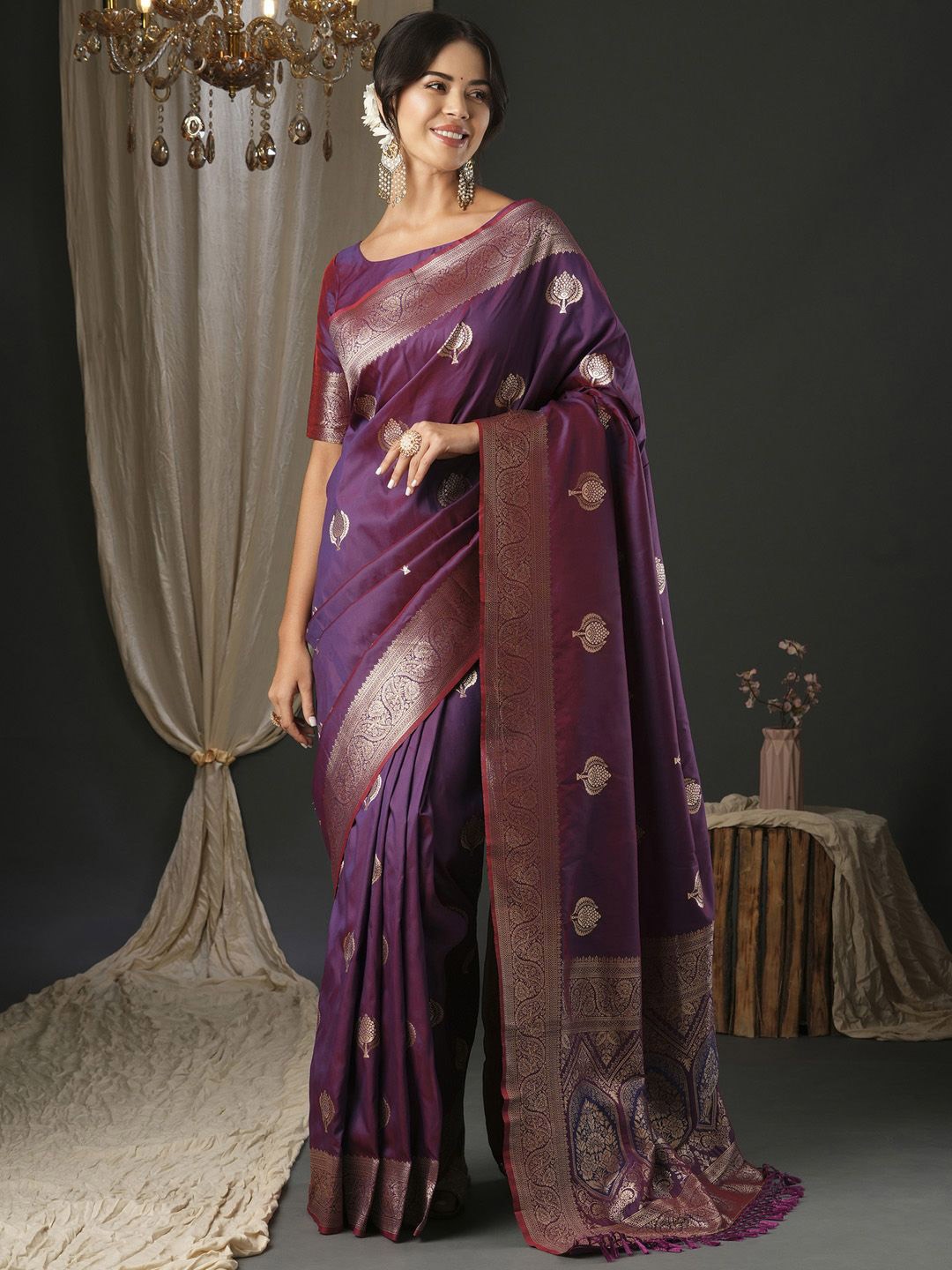 

Anouk Ethnic Motifs Woven Design Zari Banarasi Saree, Magenta