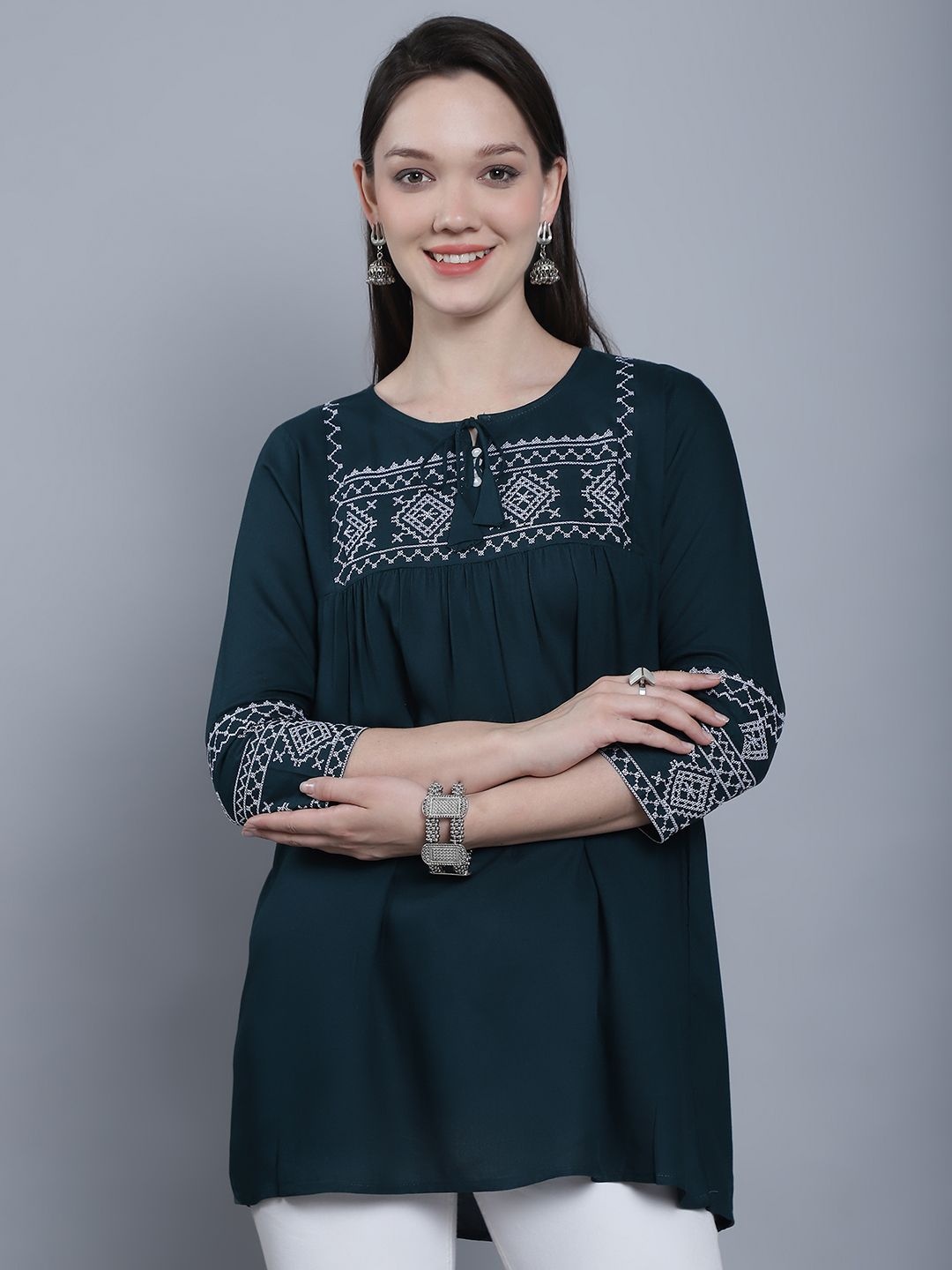 

SOUNDARYA Embroidered Thread Work Pure Cotton Thread Work Kurti, Teal