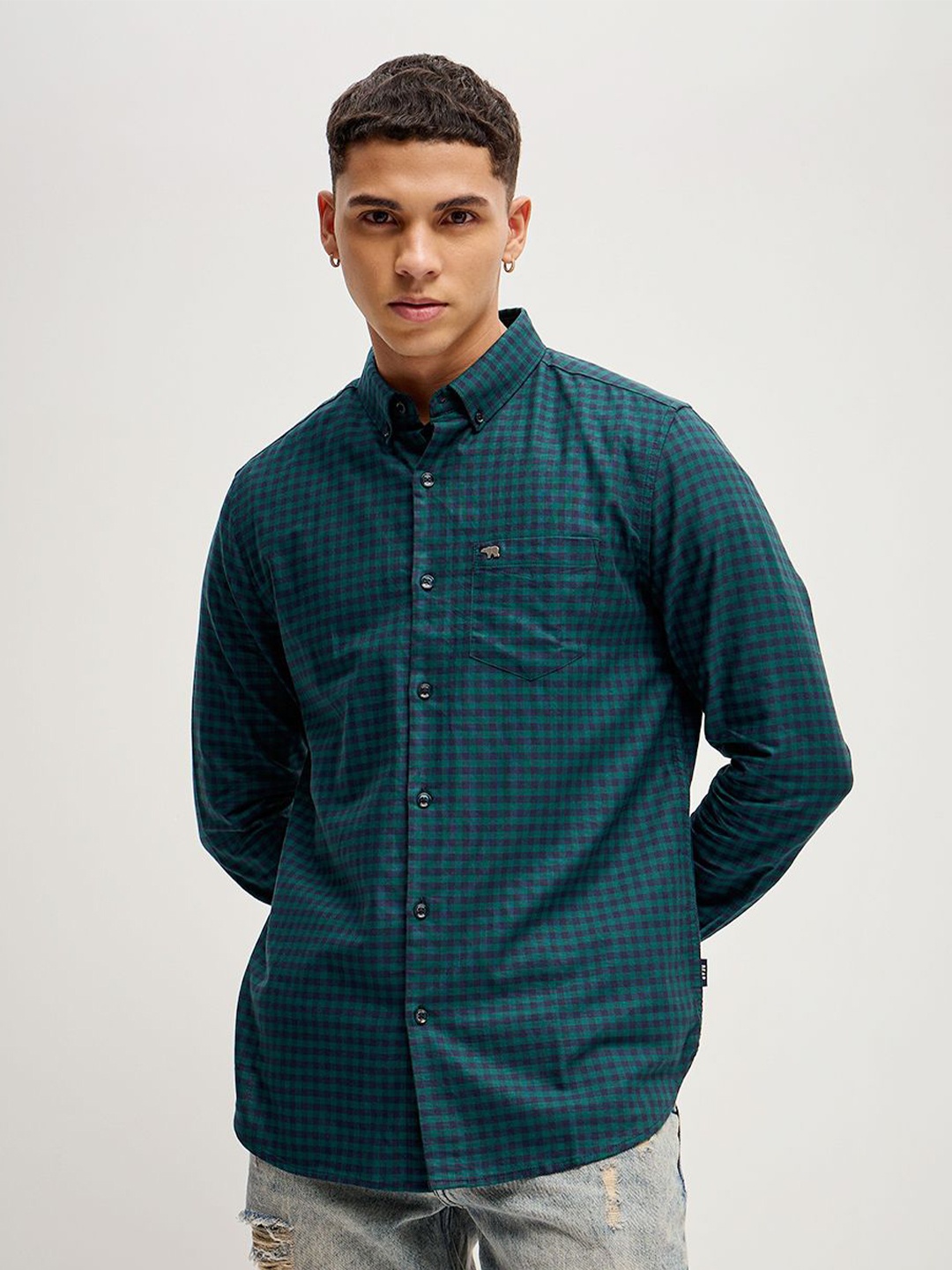 

THE BEAR HOUSE Checked Slim Fit Pure Cotton Casual Shirt, Green