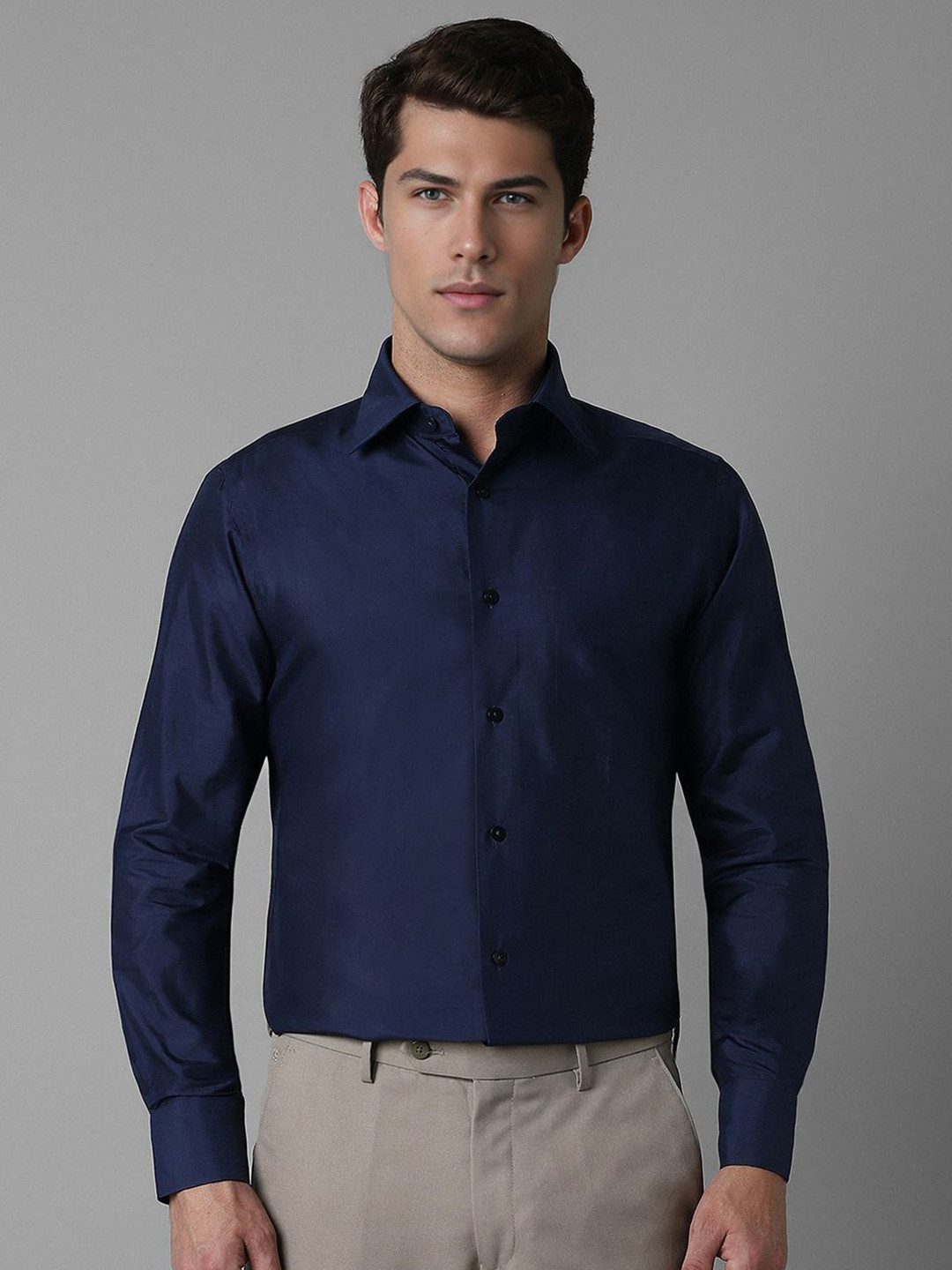 

Louis Philippe Men Opaque Formal Shirt, Navy blue