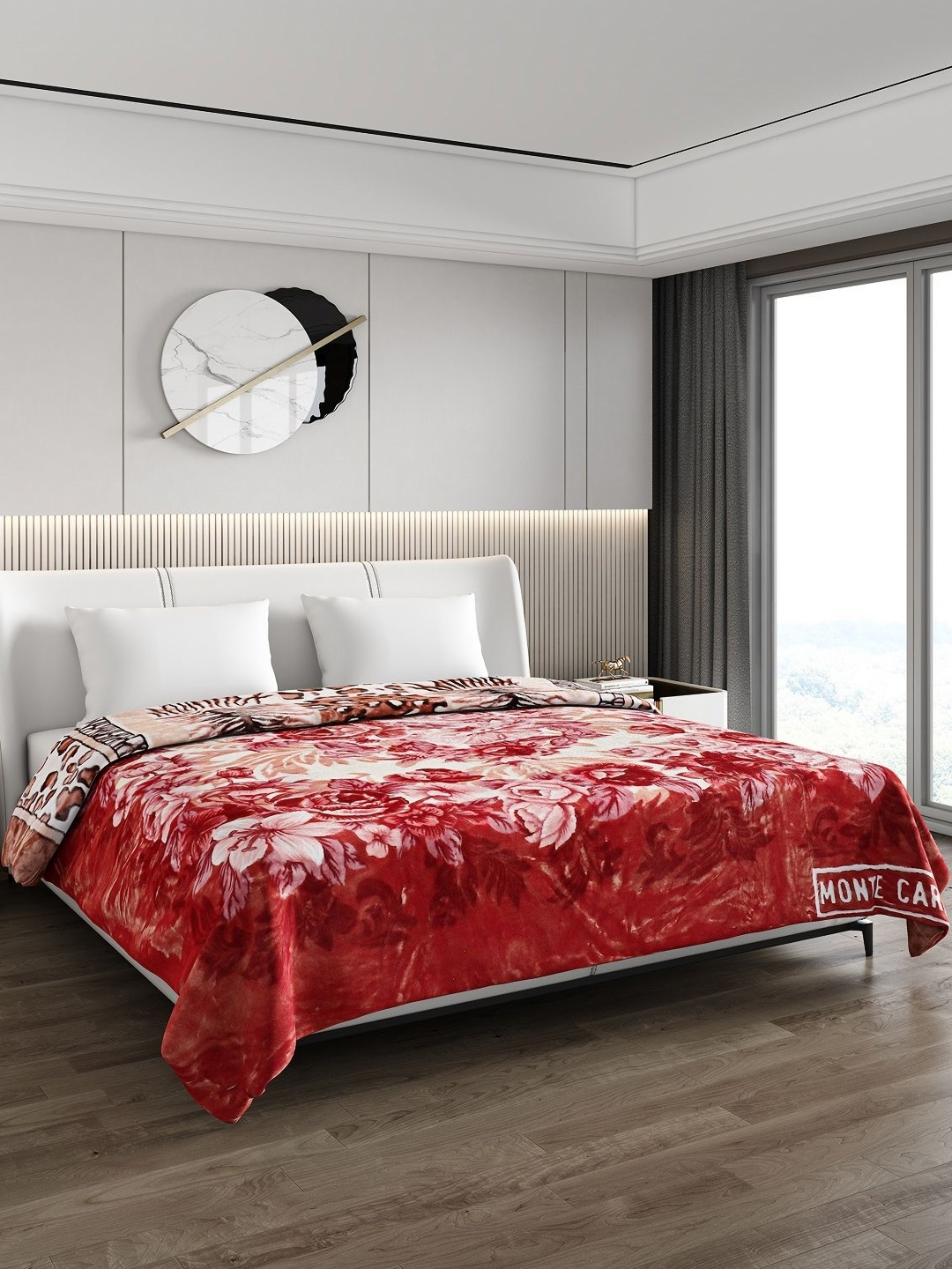 

Monte Carlo Red & White Floral Mild Winter Printed 800 GSM Double Bed Blanket