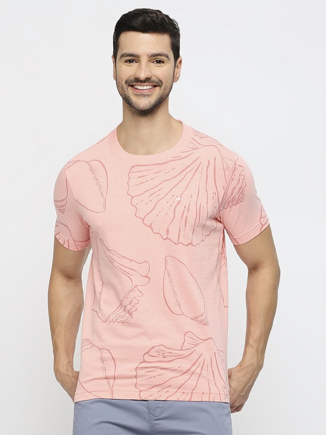 

Basics Men Printed Raw Edge Slim Fit T-shirt, Peach