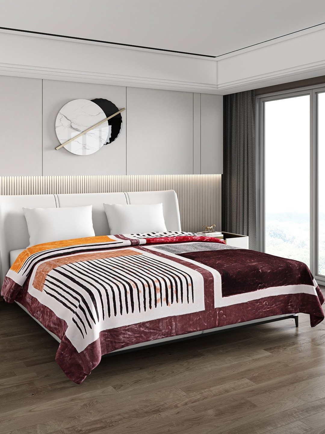 

Monte Carlo Brown & White Geometric Printed 900 GSM Heavy Winter Double Bed Blanket