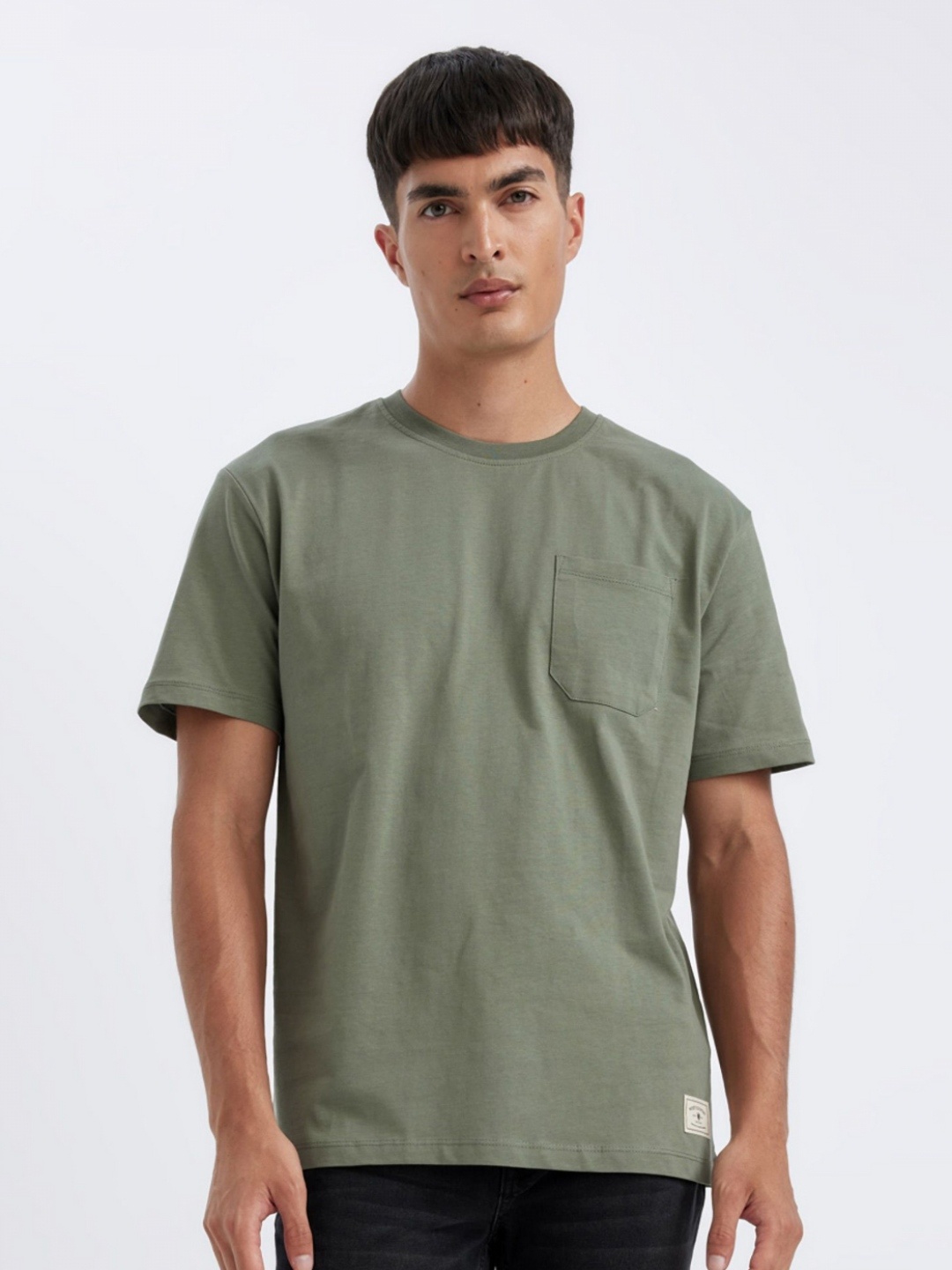 

DeFacto Men Pockets T-shirt, Na