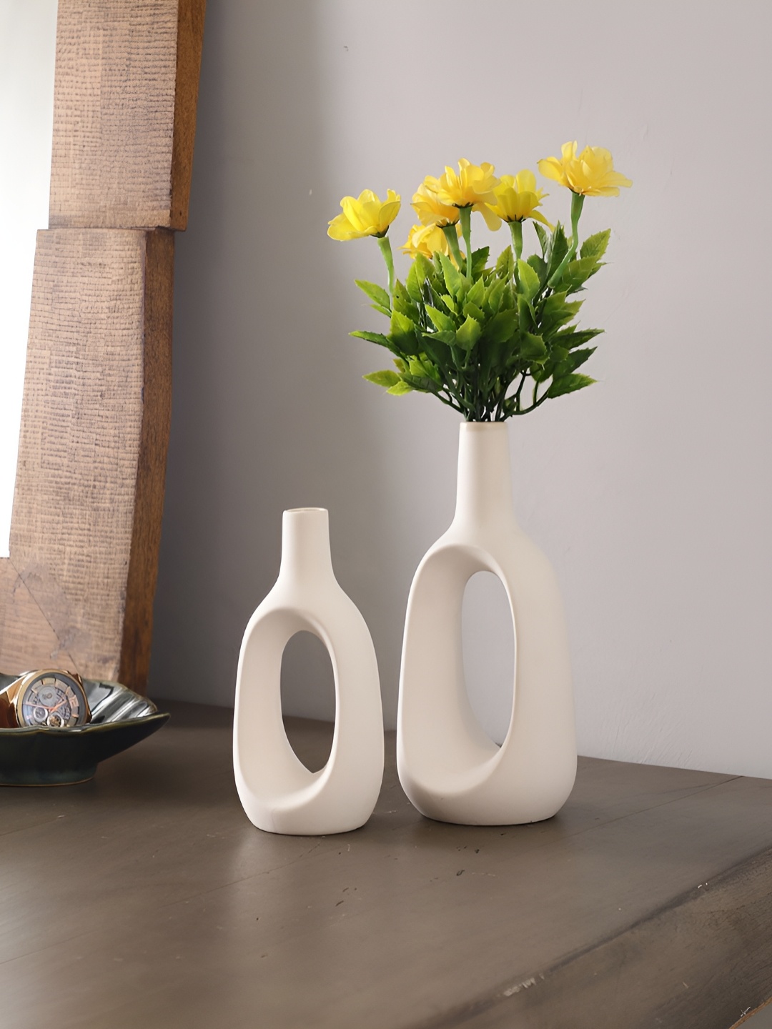 

The Decor Mantra White 2 Pieces Ceramic Vases