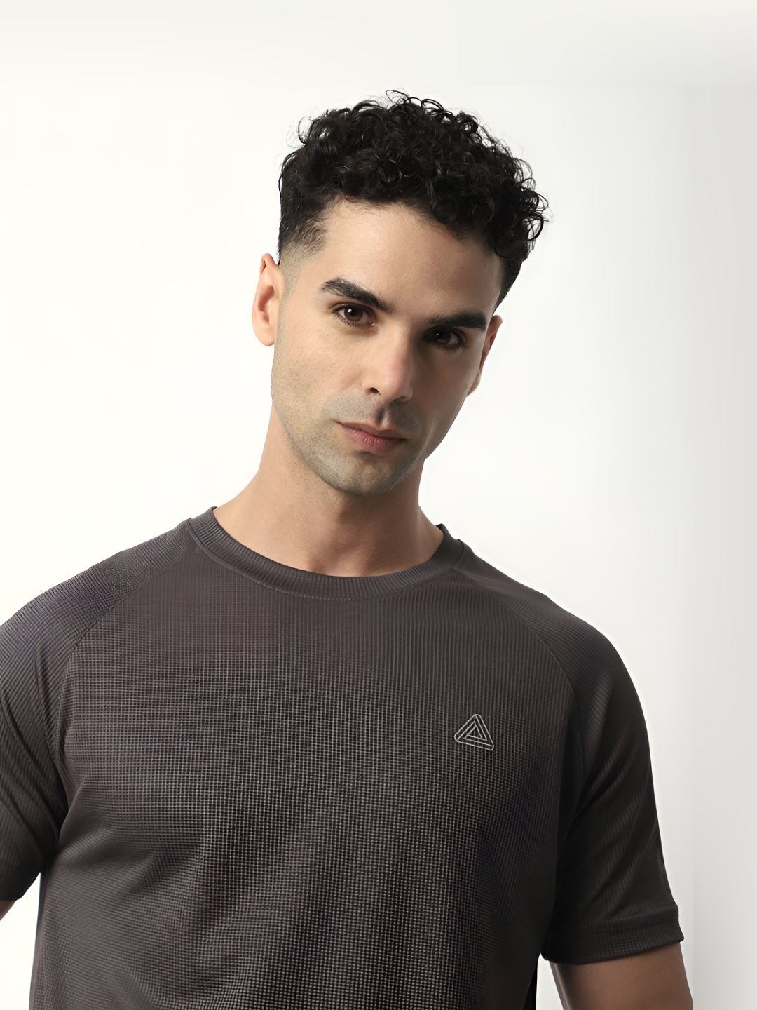 

R&B Men Solid Round Neck T-shirt, Grey