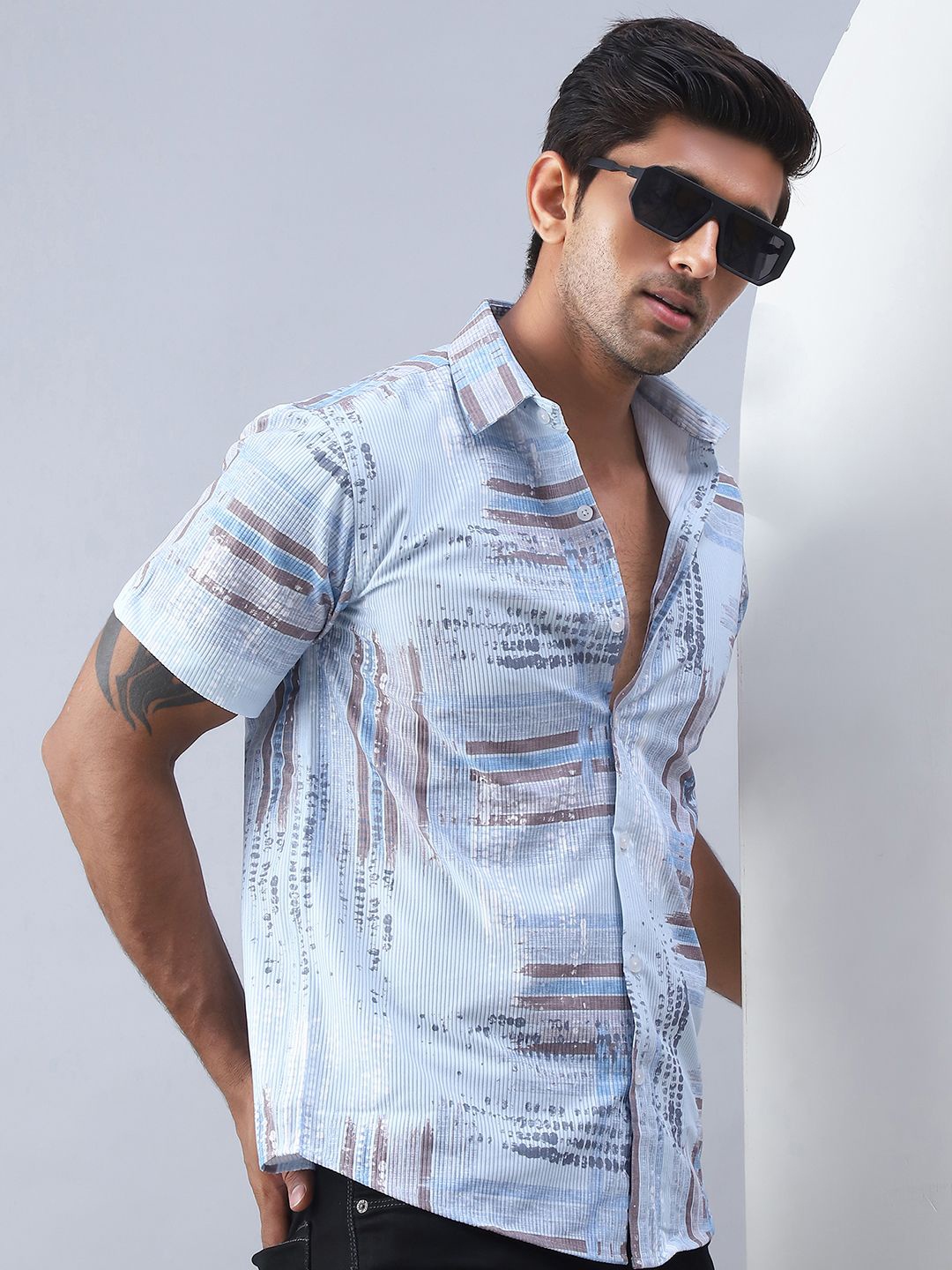 

Indian Needle Men Classic Spread Collar Printed Corduroy Casual Shirt, Blue