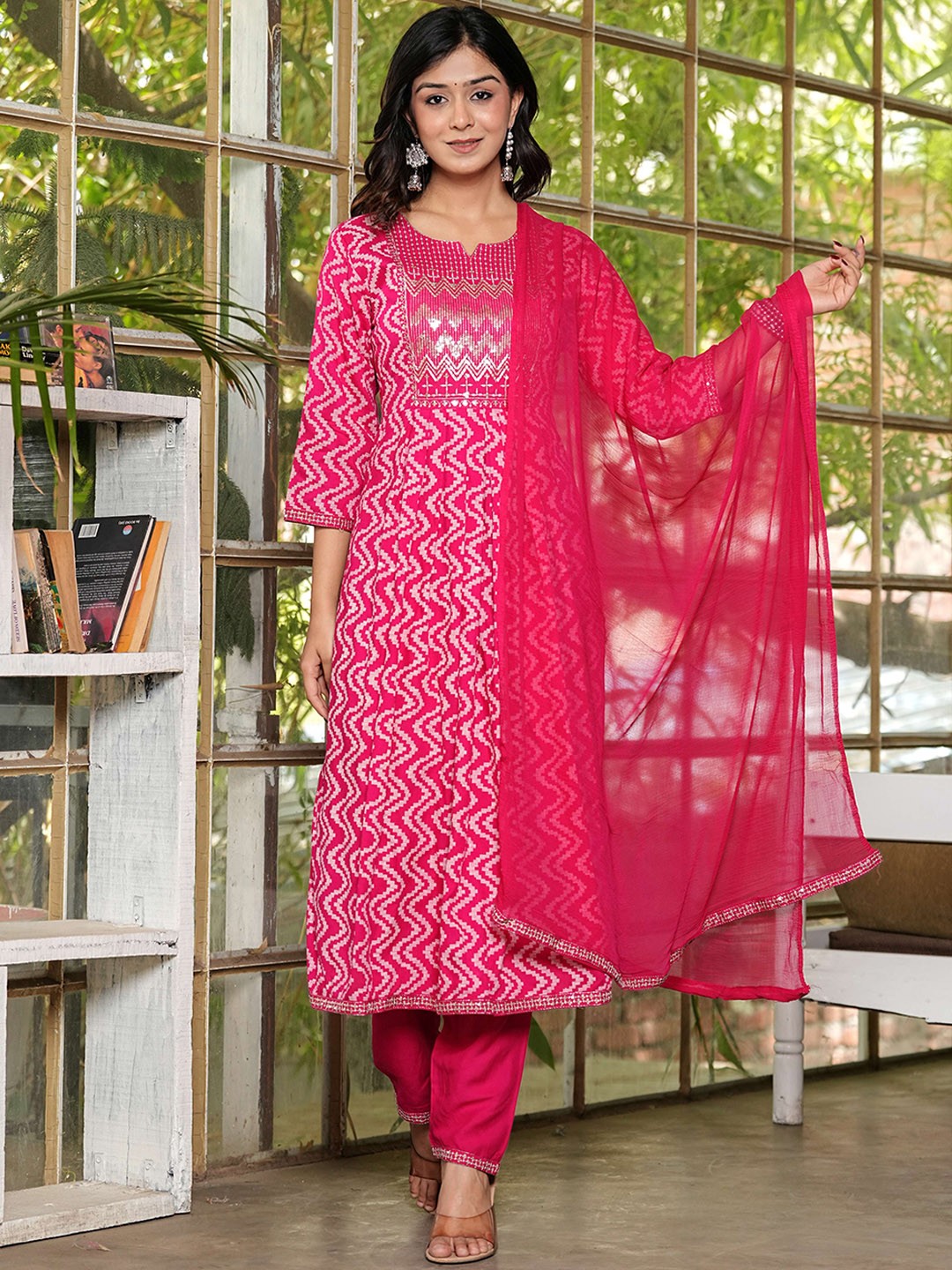 

Chandbaali Geometric Printed Regular Sequinned Anarkali Kurta With Trousers & Dupatta, Pink