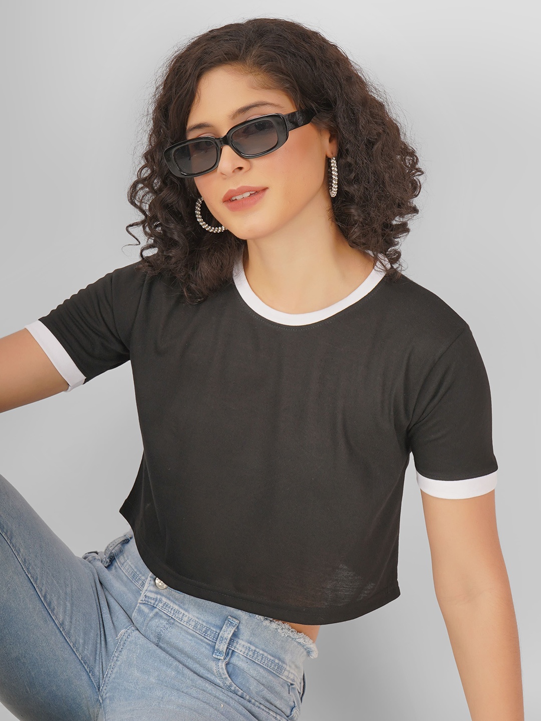 

MIMID Women Solid Round Neck Cotton T-shirt, Black