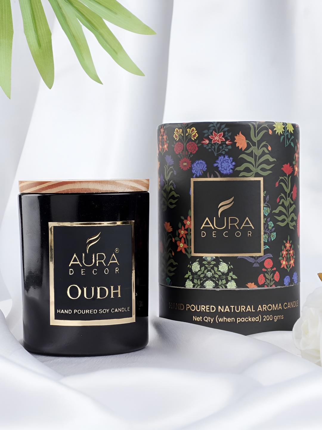 

AuraDecor Black Printed Scented Jar Candle With Wood Lid