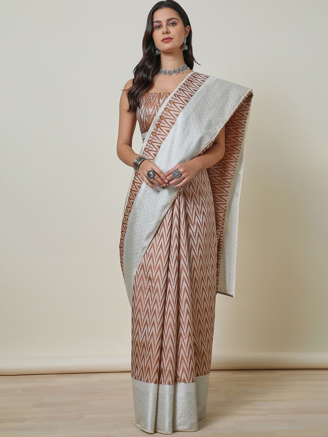 

Soch Women Art Silk Chevron Saree, Beige