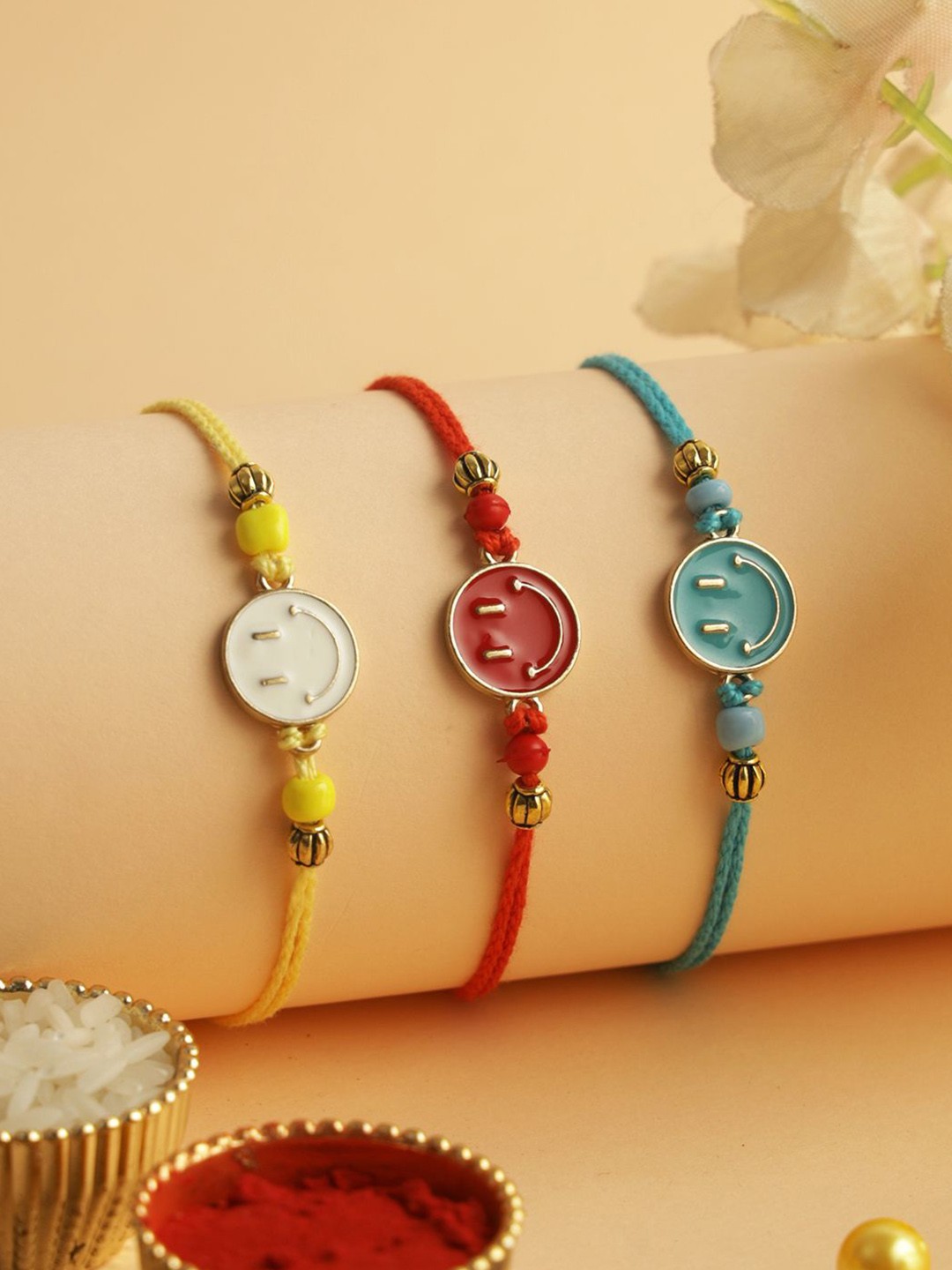 

Kook N Keech Thread Rakhi, Yellow