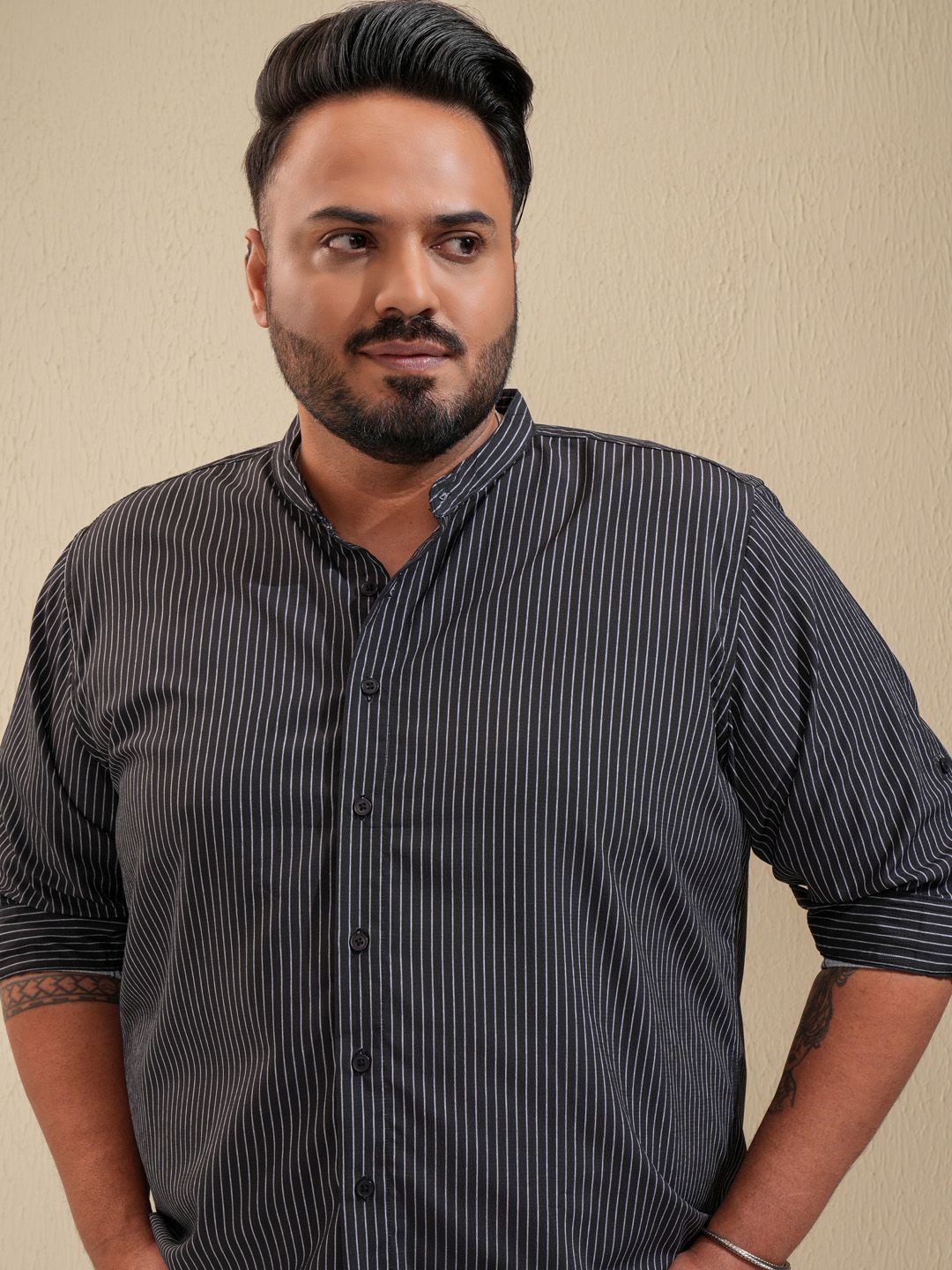 

HIGHLANDER Men Plus Size Regular Fit Vertical Striped Casual Shirt, Black