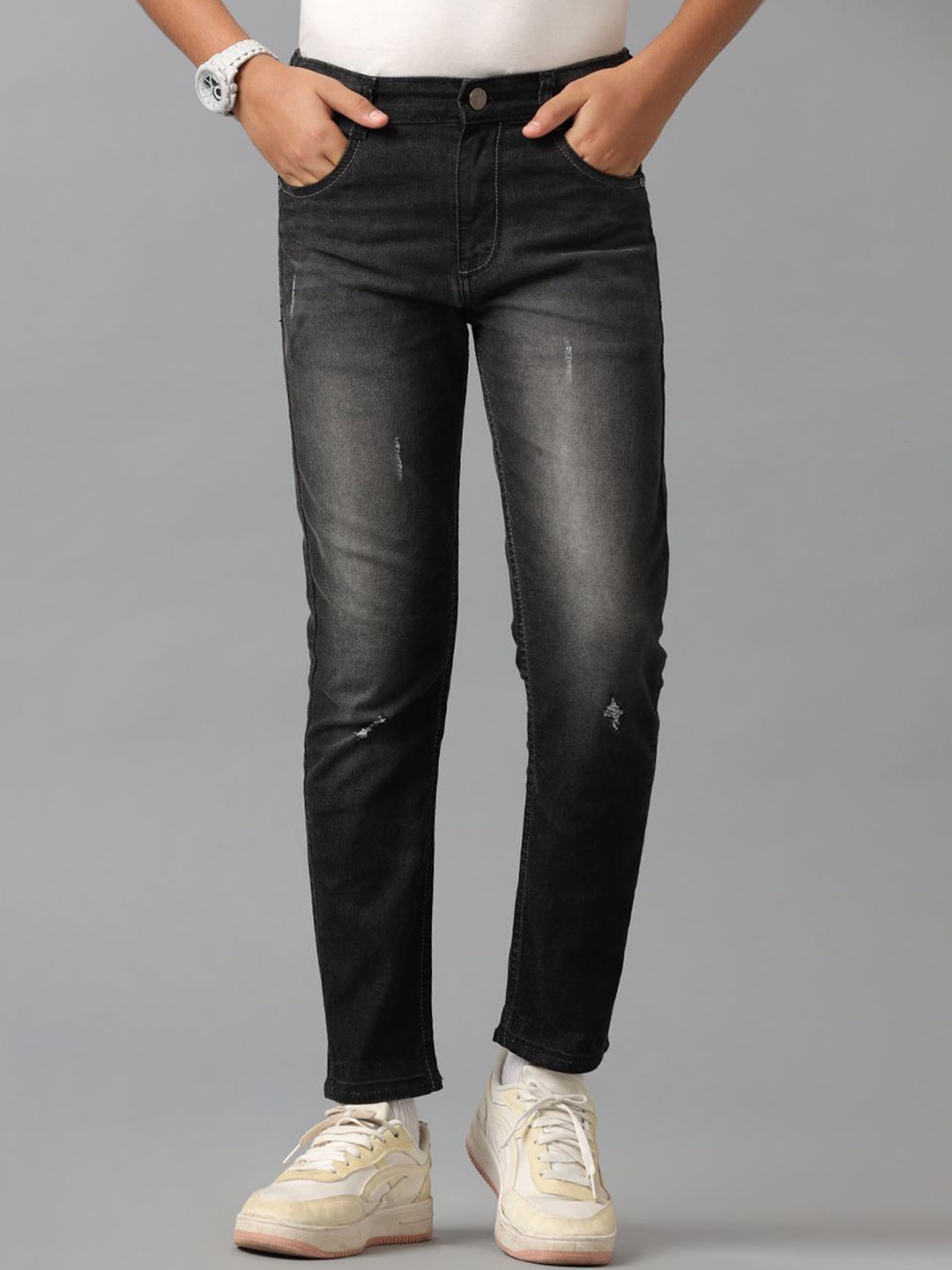 

UNDER FOURTEEN ONLY Boys Slim Fit Low Distress Heavy Fade Jeans, Grey