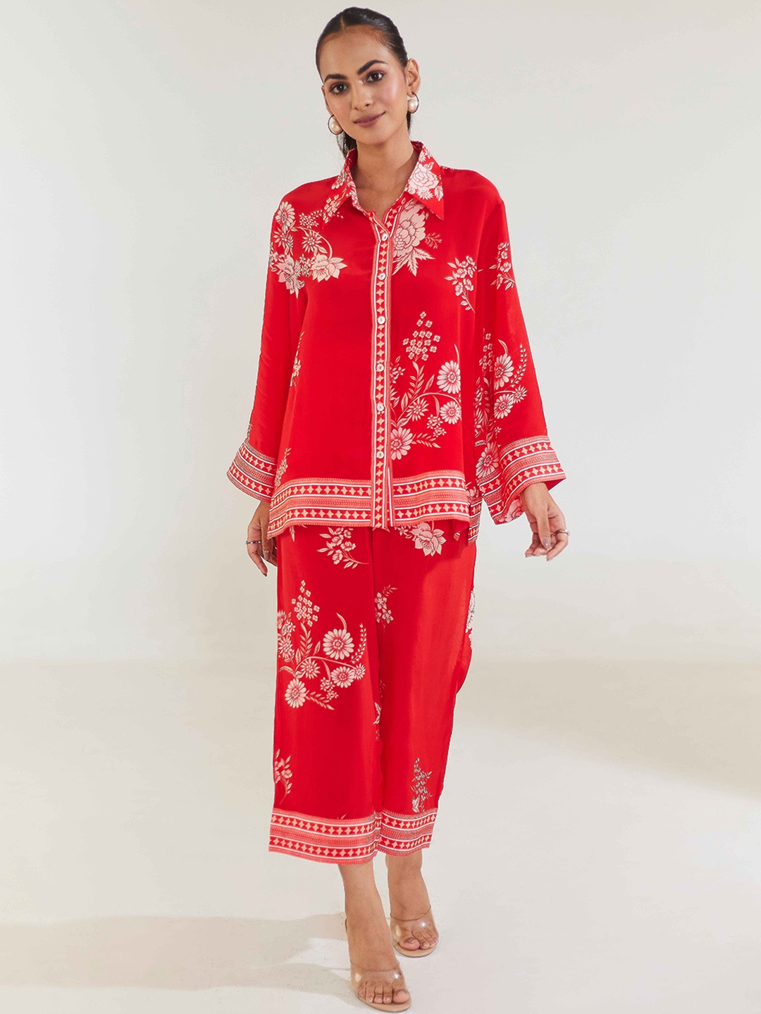 

Seeaash Floral Printed Shirt With Palazzos, Red