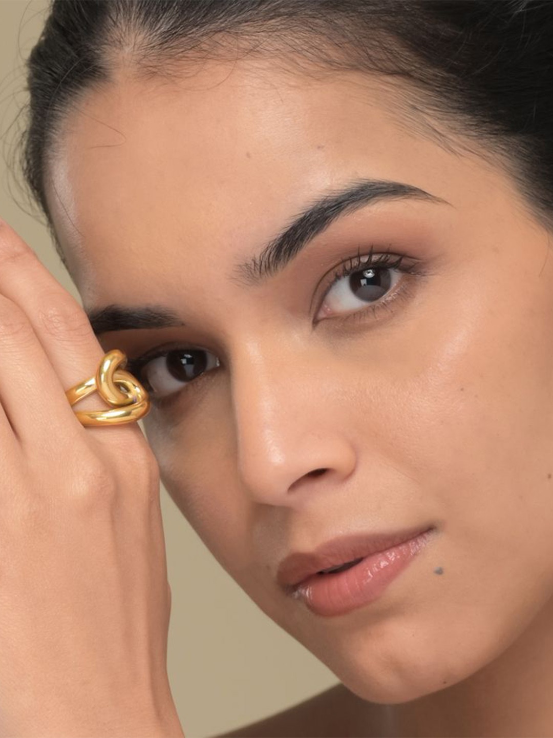 

PALMONAS Gold-Plated Stainless Steel Timeless Knot Finger Ring