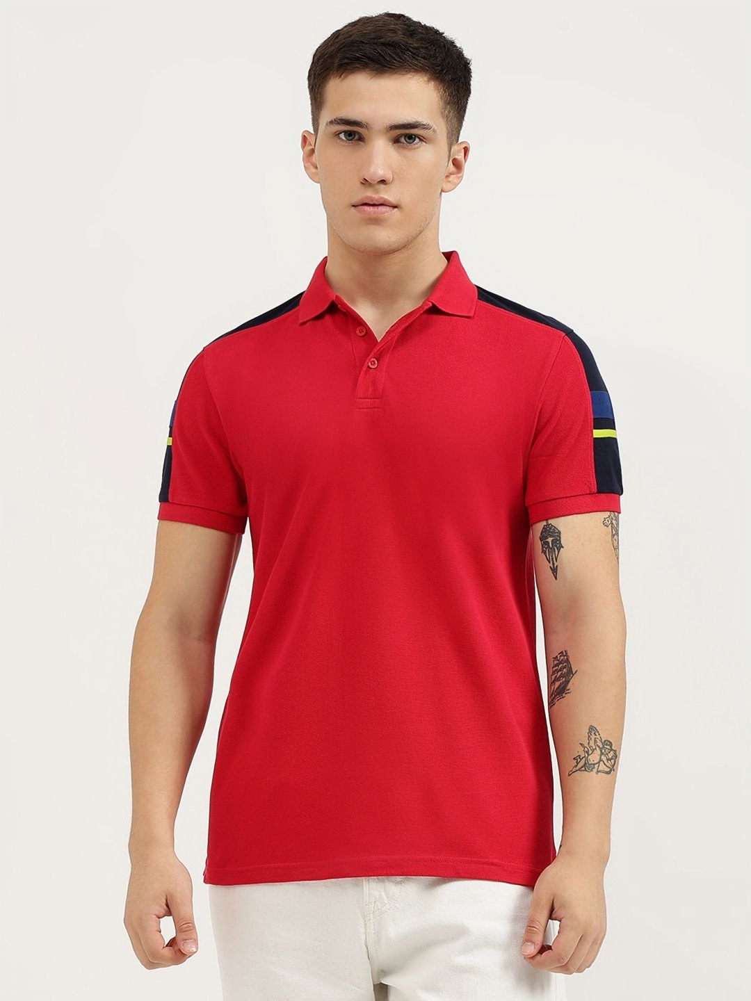 

United Colors of Benetton Men Polo Collar Pure Cotton Applique T-shirt, Red