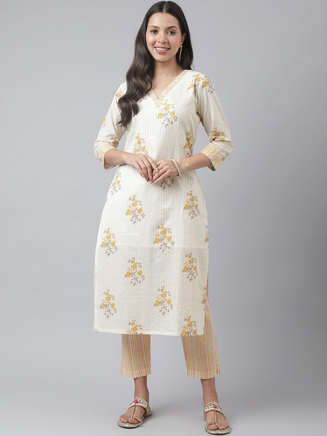 

White World Floral Printed Gotta Patti Regular Pure Cotton Kurta with Trousers, Cream