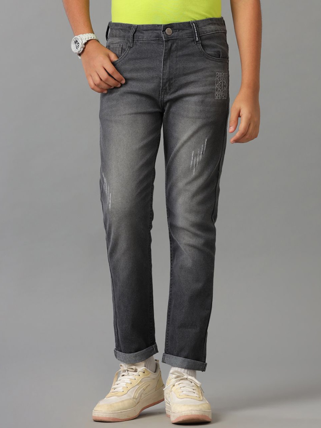 

UNDER FOURTEEN ONLY Boys Slim Fit Mid-Rise Cotton Mildly Distressed Light Fade Jeans, Grey