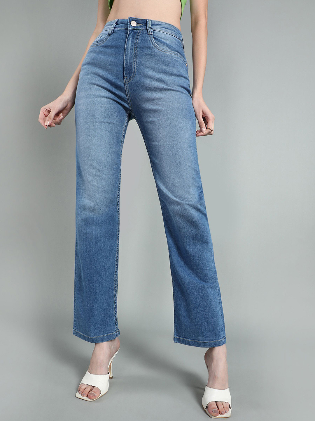 

The Roadster Lifestyle Co Women High Rise Straight Fit Jeans, Blue