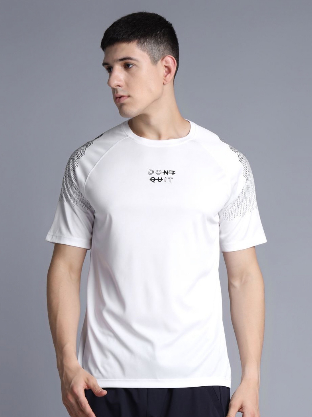 

HRX by Hrithik Roshan Men Solid Round Neck T-shirt, White