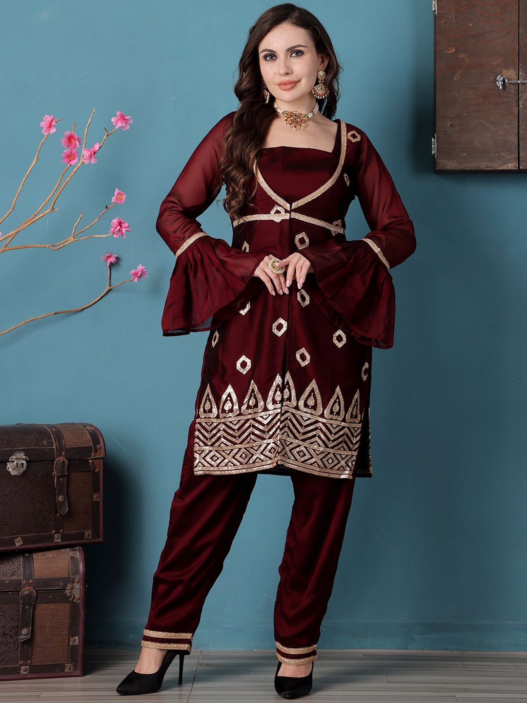 

Ethnovog Top With Trouser & Jacket, Brown