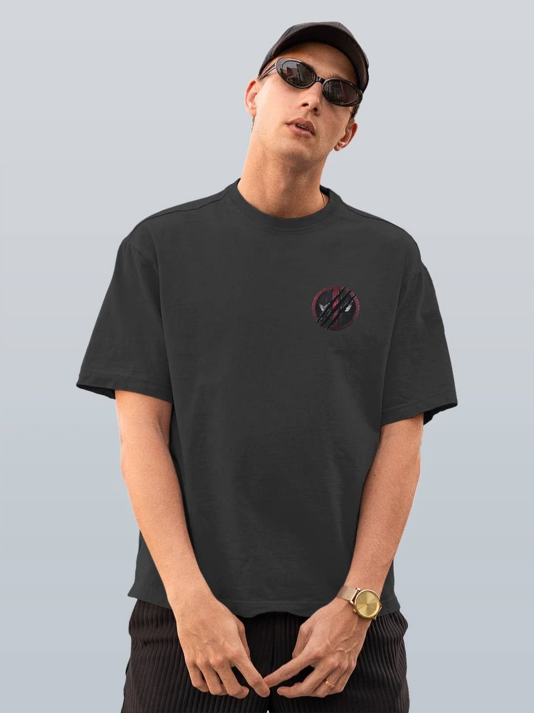 

macmerise Men Printed Raw Edge T-shirt, Grey