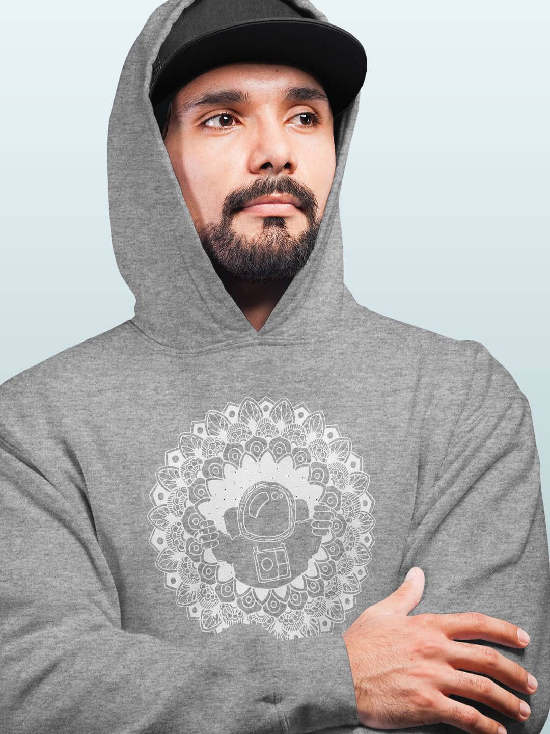 

macmerise Men Printed Hooded Sweatshirt, Grey