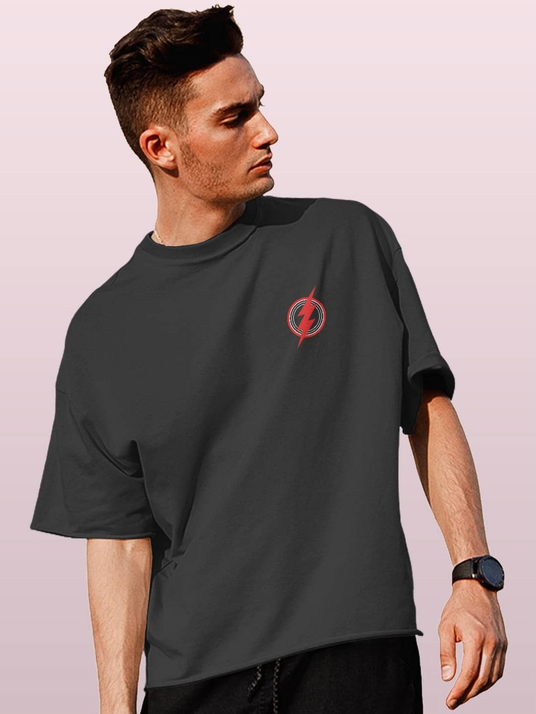 

macmerise Men Checked Mandarin Collar Drop-Shoulder Sleeves Applique T-shirt, Grey