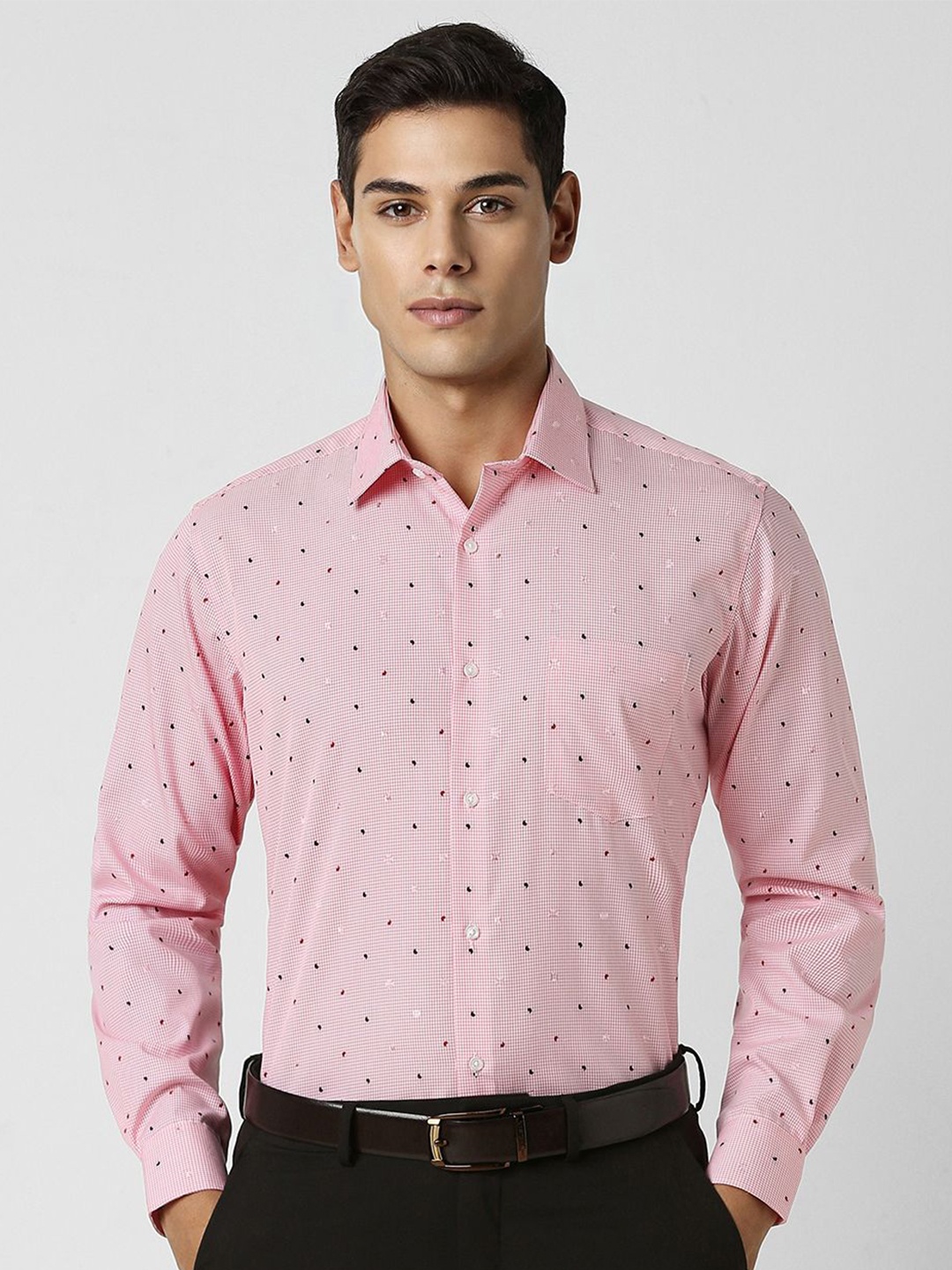 

Van Heusen Men Spread Collar Micro Ditsy Printed Cotton Formal Shirt, Pink