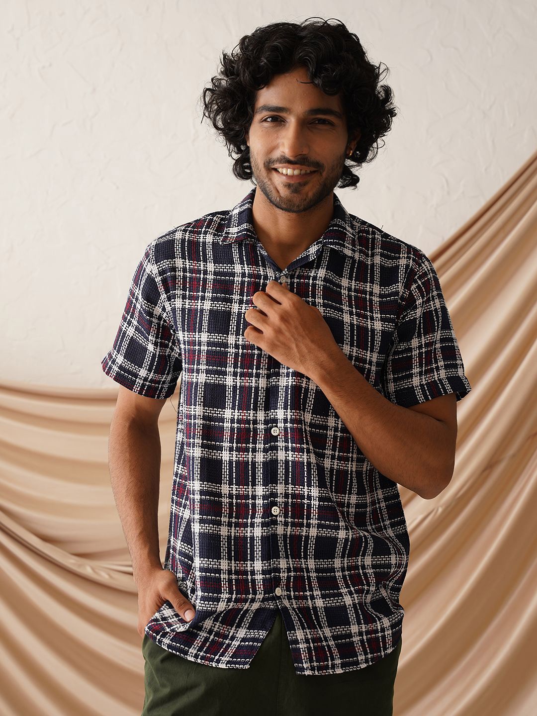 

Indian Needle Men Classic Spread Collar Tartan Checks Checked Cotton Casual Shirt, Navy blue