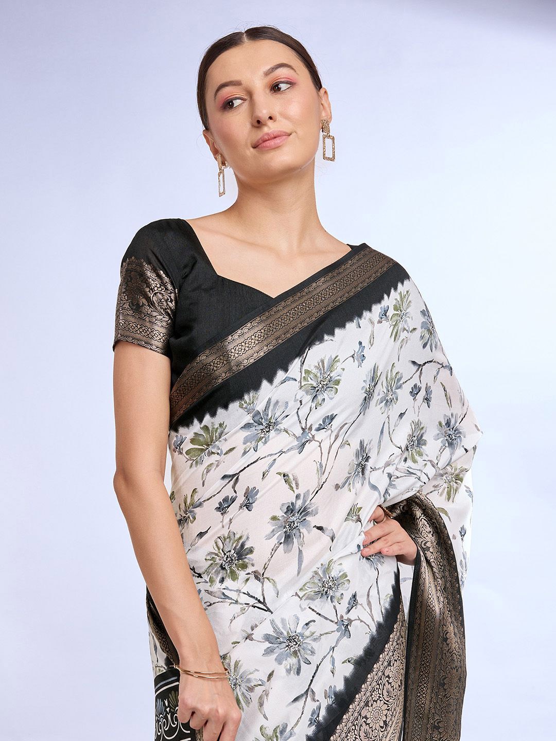 

Mitera Floral Zari Saree, White