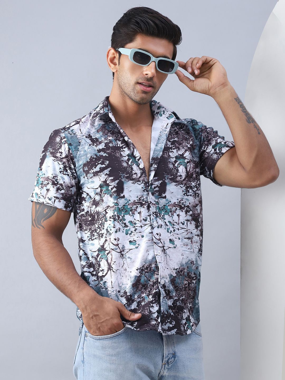 

Indian Needle Men Classic Spread Collar Printed Cotton Casual Shirt, Grey