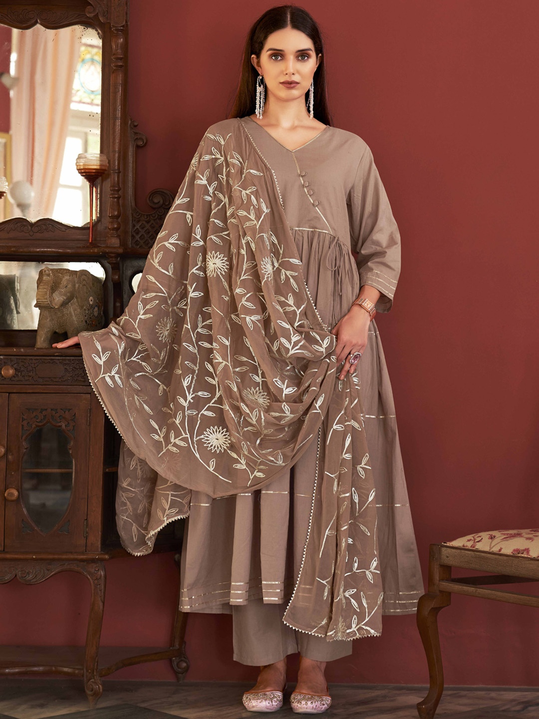 

Tikhi Imli Angrakha Gotta Patti Pure Cotton Kurta with Trousers & Dupatta, Brown