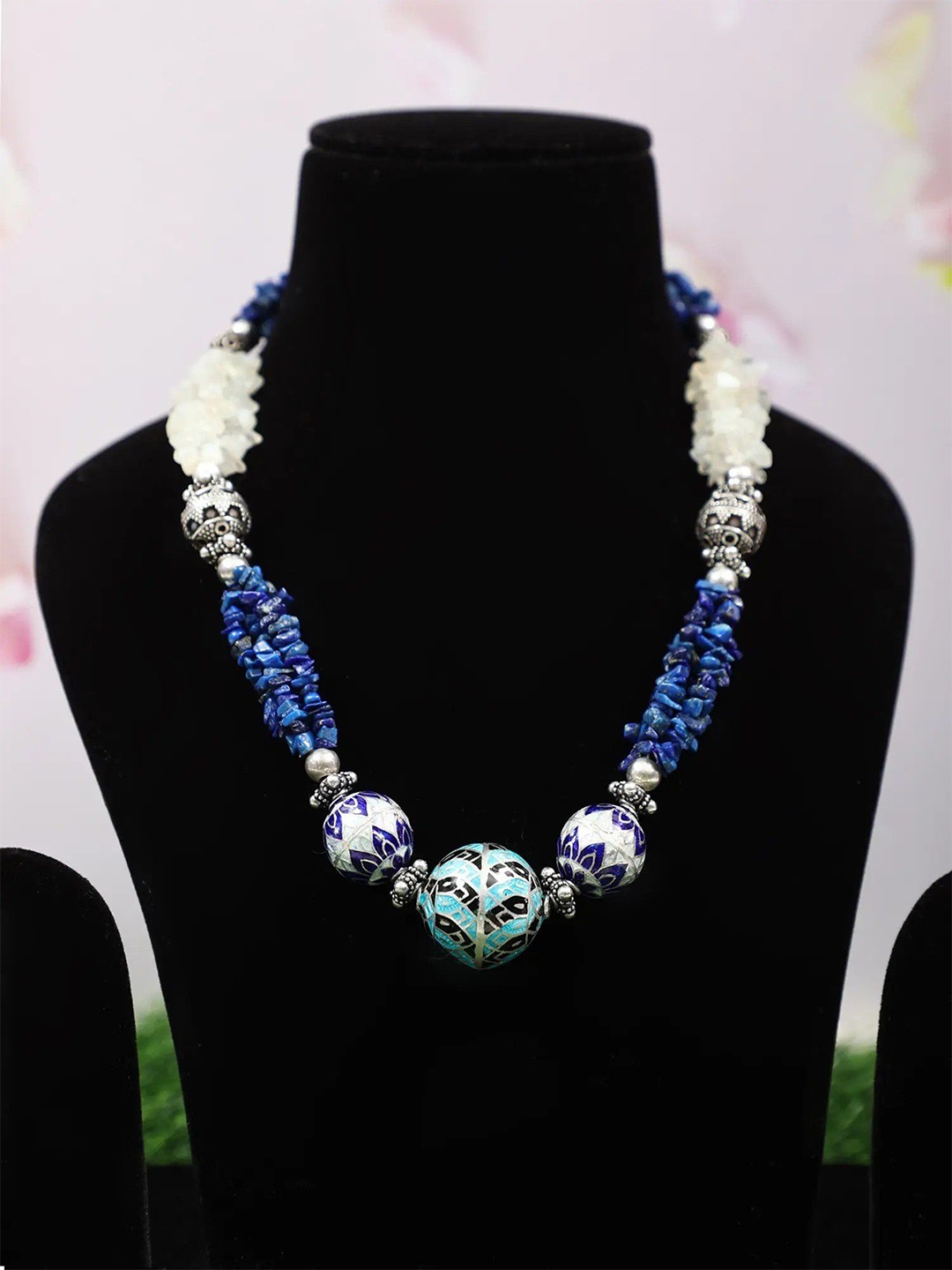 

Exotic India Lapis Lazuli Chips And Moonstone Sterling Silver Necklace